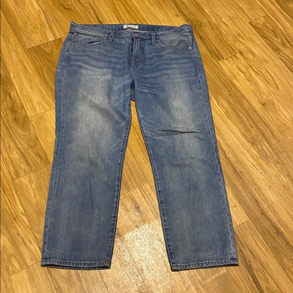 Bundle of Madewell size 32/14 boyfriend jeans w C&I floral blouse; size L - Picture 5 of 10